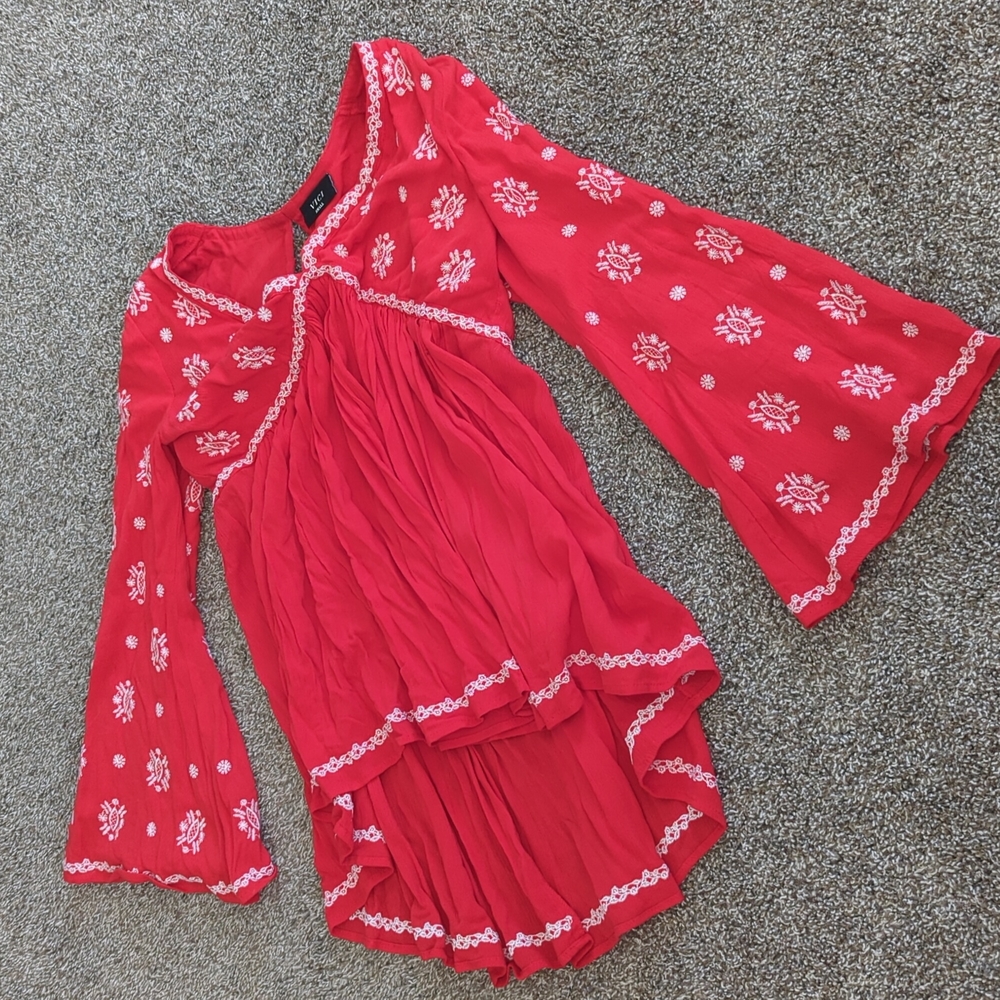 VICI COLLECTION - Red blouse